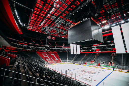 Set for a jersey retirement. 🤩 