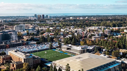 UCLA Athletics is excited to announce a bequest totaling $17.3 million from alumnus Larry Layne that will directly benefit the @UCLAFootball and @UCLAMBB programs. 

➡️: https://t.co/d10QDz08ft 