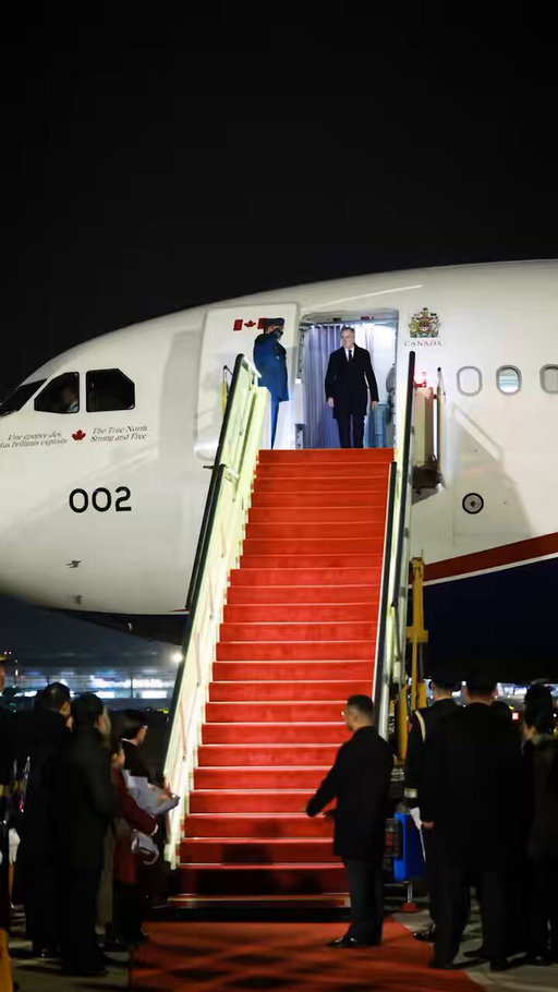 Just landed in Beijing.

The relationship between Canada and China has created opportunities and prosperity on both sides of the Pacific.

We’re ready to build a new partnership — one that builds on the best of our past, and responds to the challenges of today. 