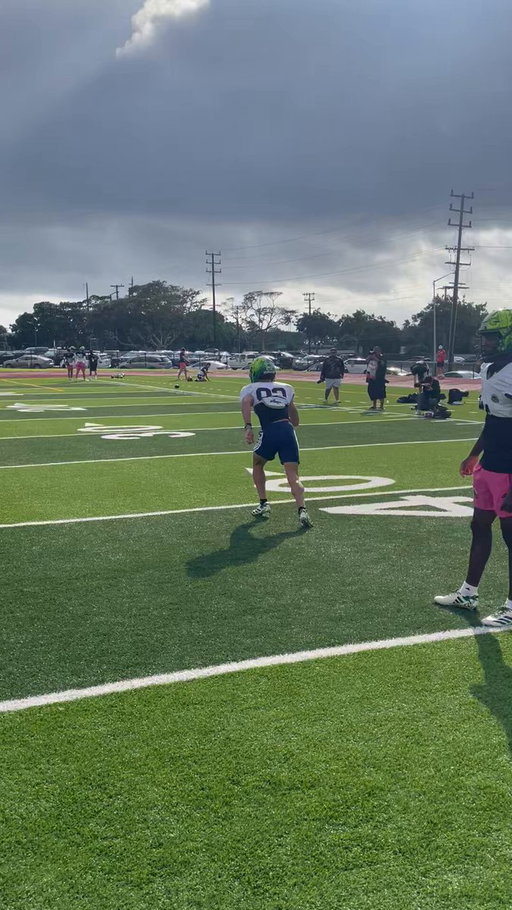 Rivals300 Michigan State commit WR Samson Gash looks like one of the smoothest pass-catchers @polynesiabowl practice.

Live updates: https://t.co/u0IMUxeg7E 