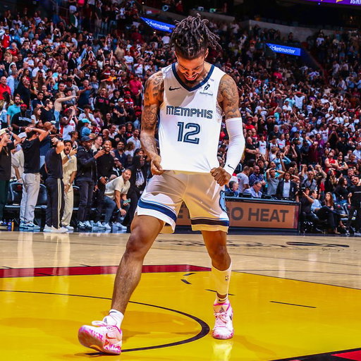 Those close to Ja Morant have “made his stance clear” about his future with the Grizzlies amid recent trade rumors :

“Ja loves the city and he loves the team. We are going to weather the storm.”

(via @ScoopB) 