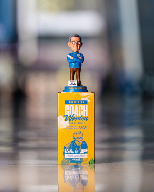 Special delivery 🚚

Get your Coach John Wooden bobble head this Tuesday at the @UCLAMBB vs. Purdue game! Available upon entry for the first 7,500 fans! 🏀

Tickets on sale now, starting at $25! 
🎟️: https://t.co/ru6rEB2Nom 