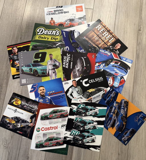 🚨GIVEAWAY🚨

While visiting some race shops in Charlotte this week, we collected a few Hero Cards along the way. 

Follow the instructions below to enter for your chance to win this stack of cards!

Instructions:
1. Like this post
2. Repost

Random winner chosen on Monday 1/19. 