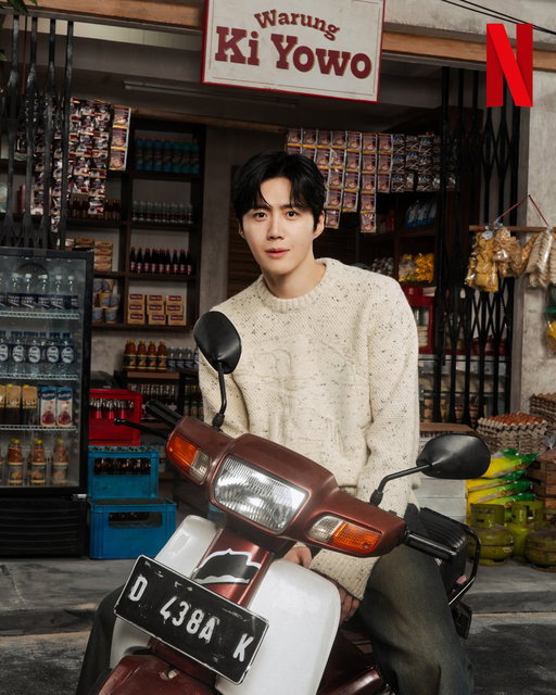 MAU NARIK SETORAN ATAU NARIK PERHATIANKU??? 🫠🫠 Akhirnya Kakang Kim Seon-ho sampe juga di warung buat jemput Teteh Go Youn-jung 💖💖

📺: Can This Love Be Translated? 