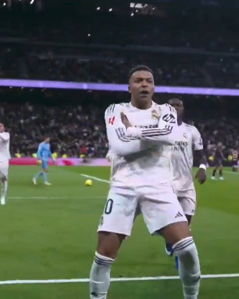 KM 🔟.

@KMbappe x @realmadrid.

LALIGAHighlights 
