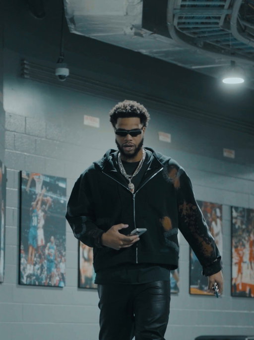 your hornets 3rd all-time leading scorer: @MilesBridges  🐝 