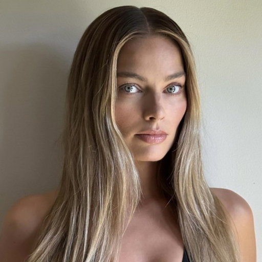 Margot Robbie tells @Fandango she became “codependent” with Jacob Elordi while filming ‘Wuthering Heights’:

“I found myself starting to look around to see where he was. I was really unnerved and unmoored. And I felt quite lost, like a kid without their blanket or something.” 
