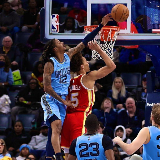 Ja Morant (Left Elbow UCL Sprain) is OUT for the Grizzlies matchup tomorrow against the Pelicans.

(via @GrizzliesPR) 
