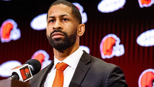The Browns are reportedly a “data-driven operation” and are requiring head coaching candidates to complete questionnaires, a multi-part essay, a personality test, and additional homework, per @TomPelissero 

Mike McDaniel and Jesse Minter both withdrew from consideration. 