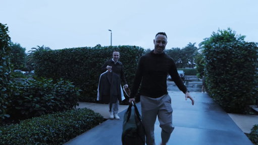 The beginning of a new era 🐬

Take a behind-the-scenes look at Coach Hafley’s first day! 