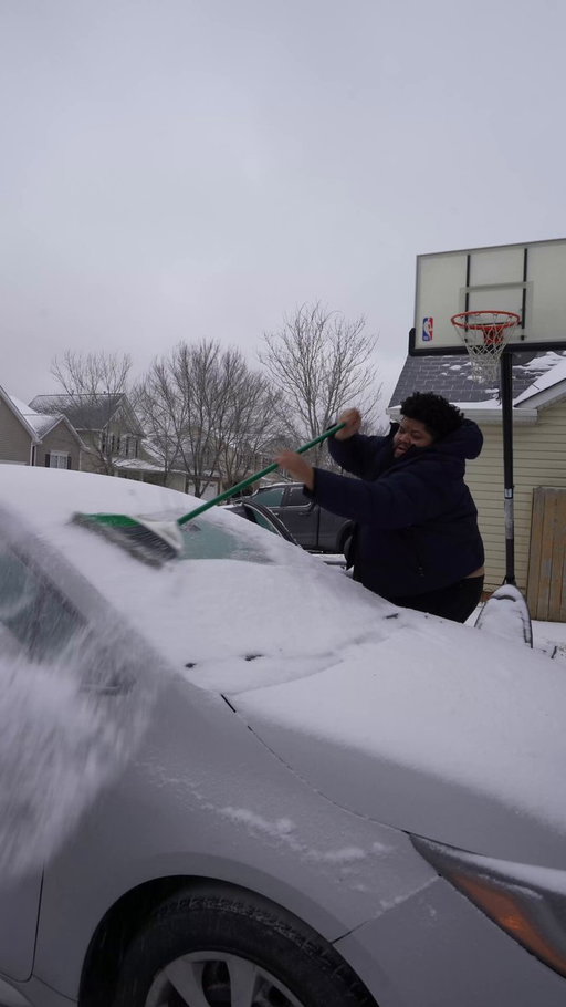 How Y’all Looking Door Dashing In The Snow Storm ❄️ ❄️ 😂😂😂😂 