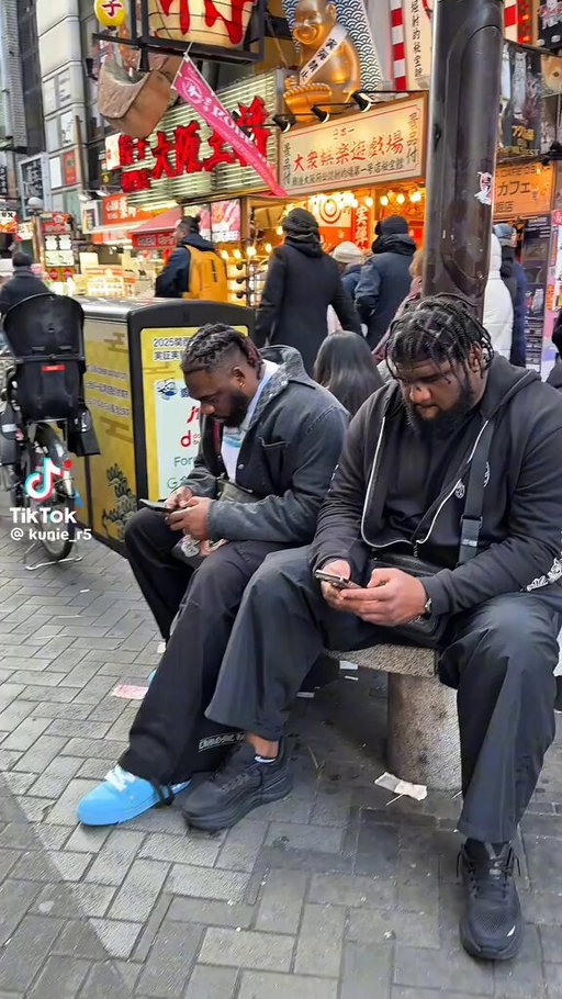 This Japanese creator meeting Cardinals lineman Dalvin Tomlinson &amp; LJ Collier is the best thing you’ll see today

