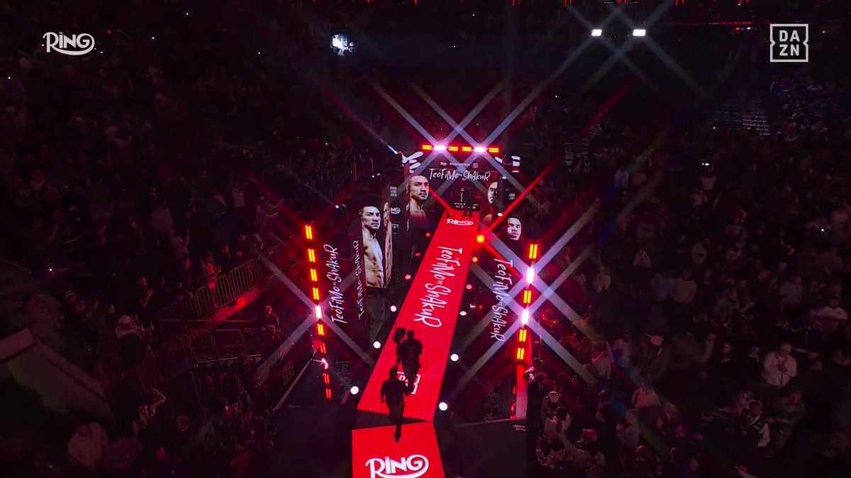 Boxer Shakur Stevenson walks to the ring with YFN Lucci for the Teofimo Lopez fight at Madison Square Garden in New York City last night. 🥊

Stevenson dominated Lopez to become a four-division world champion.

 