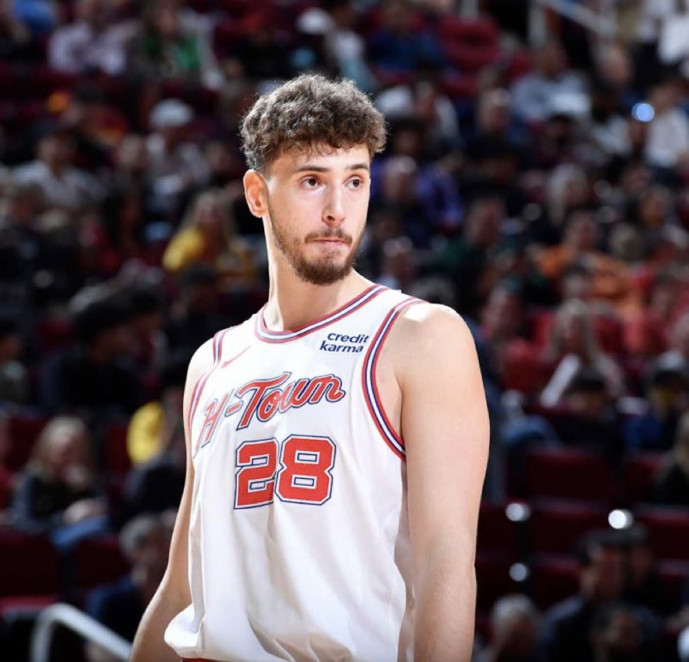 TRUE OR FALSE:

Alperen Sengun should’ve been an NBA All-Star over Chet Holmgren. 