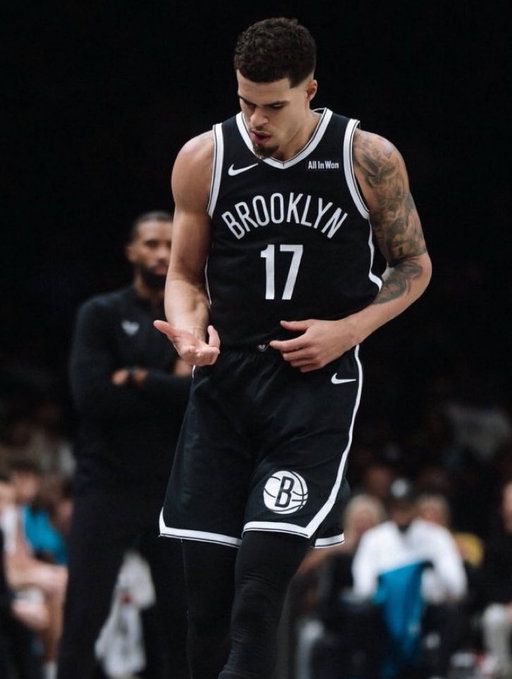 Another reason why the Nets need to keep MPJ long-term.  He embraces being a Net and not only wants to get better himself, but help this team

Love him!

#NetsWorld 