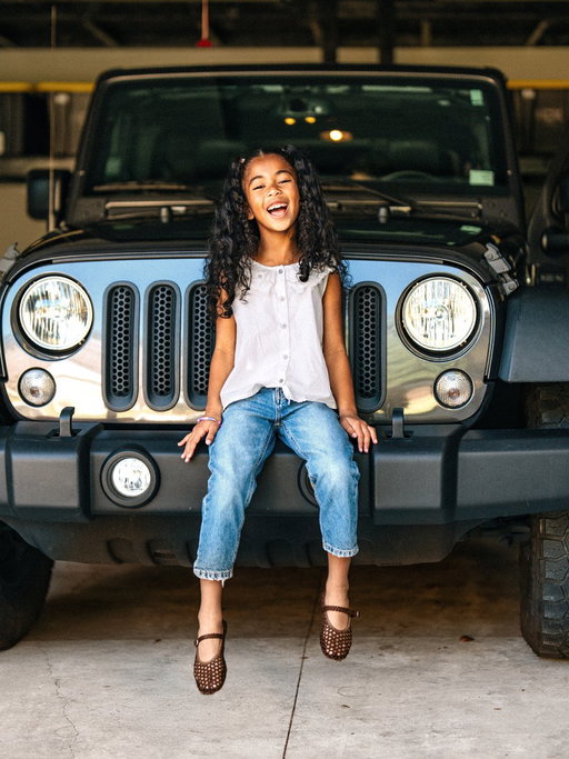 Dia wasn’t just born into a family; she was born into a community. See her full Jeep® People story here:

https://t.co/j9sLmUpwJ4 