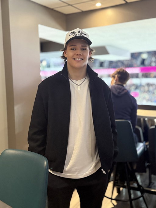 London Knights legend in the house 🤠 

#ProKnights | #LeafsForever 