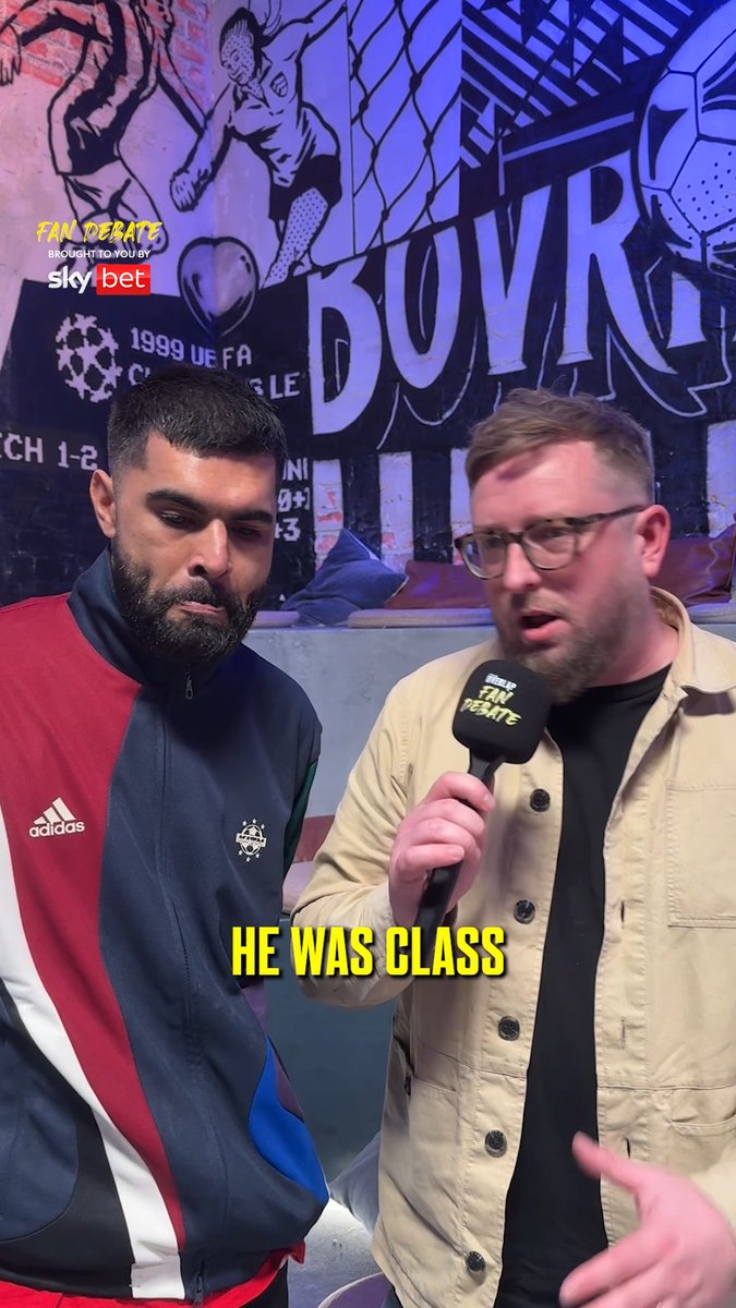"Harry Kane is the best striker the Premier League has ever seen!" 📣

Harry Kane or Wayne Rooney, who’s your number 9? 💭 