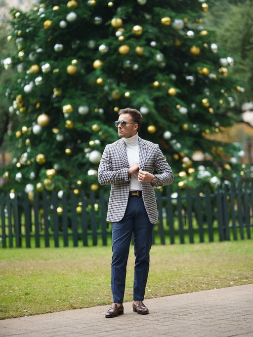 Winter Season ❄️ @Cadandthedandy 
•
•
•
#Winter #MensFashion #Houston 