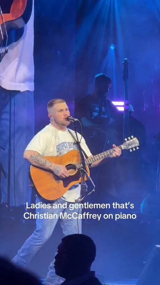 Christian McCaffrey played the ENTIRE set at Zach Bryan’s show in San Francisco 🎹🤯 