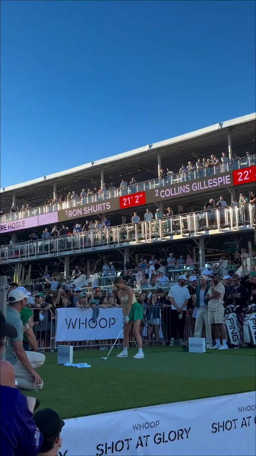 not the MC exposing my nerves to 15,000 people 😭 @WHOOP shot at glory 🌟 