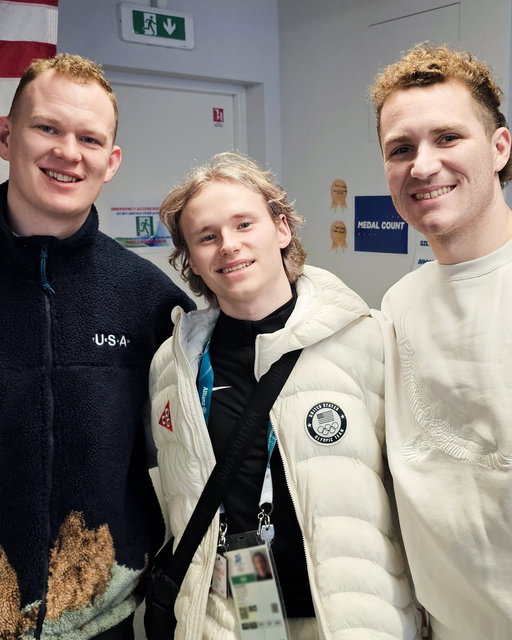 Another hockey x @USFigureSkating crossover!

Congratulations to the team on their gold medal finish! 🇺🇸 #WinterOlympics 