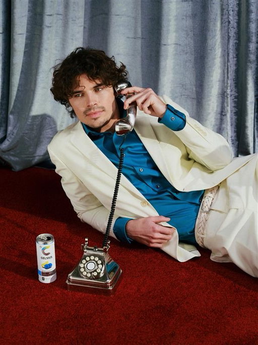 The secret’s out! Our No Fizz. All Rizz. Hotline love experts, Nic &amp; Rob, are bringing the charm and answering your biggest love questions this Valentine’s Day! 
