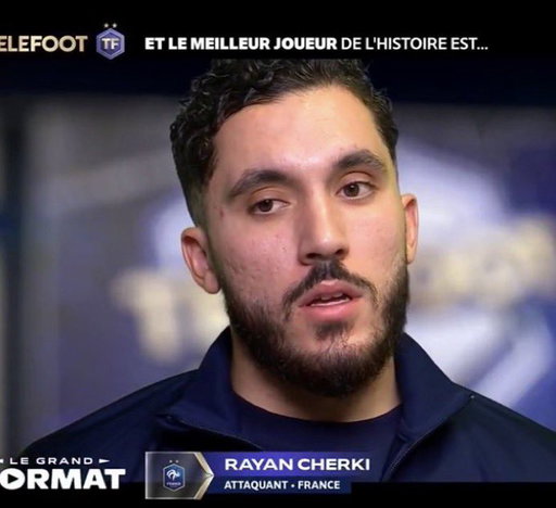 🚨🗣️ Rayan Cherki: “Cristiano Ronaldo is the greatest player in history.” 