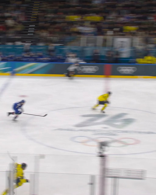 ITALY (+4000) TAKES A 1-0 LEAD ON SWEDEN 😳🇮🇹

Team Italy features ZERO NHL players, while Sweden (-20000) has ALL NHL players 