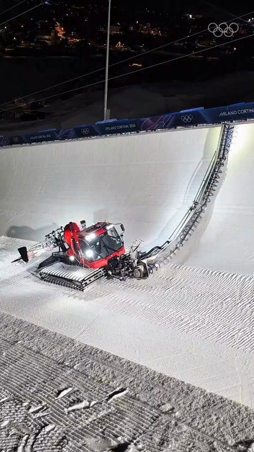 Halfpipe machine ASMR? 🏂 Who knew that was a thing!

The snowboard women’s halfpipe finals are taking place as we speak! Tune in live. 🤩

#MilanoCortina2026 #Olympics 