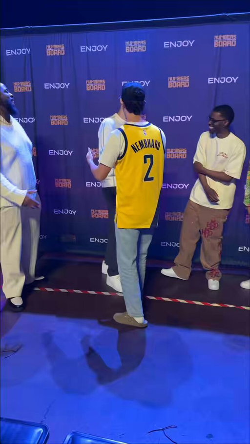 Nah, a Christian Wood jersey in the wild is crazy 😂 