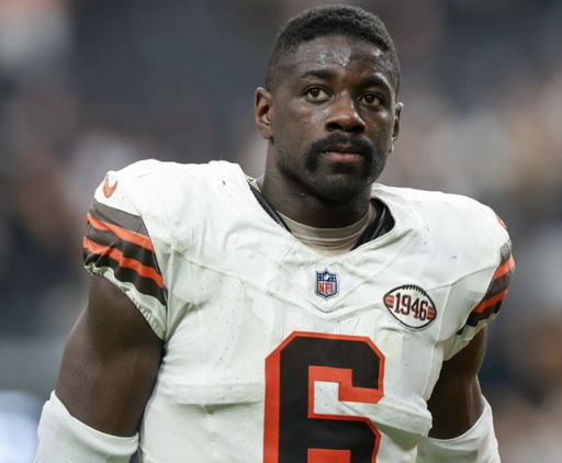 Heartbreaking: It is “doubtful” that Browns star LB Jeremiah Owusu-Koramoah (neck) will ever play again, per @MaryKayCabot
 
Jeremiah is only 26 years old 😔💔 