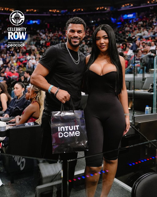 From the villa to a cabana at @IntuitDome... Jeremiah &amp; Andreina 🌴💙
 
@peacock | #ClipperNation 