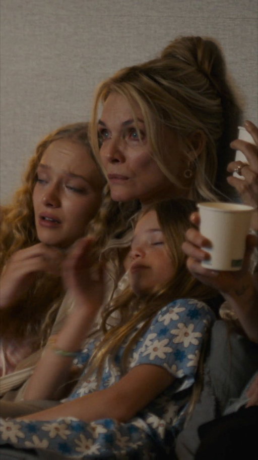 Alcuni ricordi durano per sempre. Il trailer ufficiale di #TheMadison è finalmente qui. La nuova serie di #TaylorSheridan con #MichellePfeiffer, #KurtRussell e molti altri, arriva il 14 marzo, solo su #ParamountPlus 