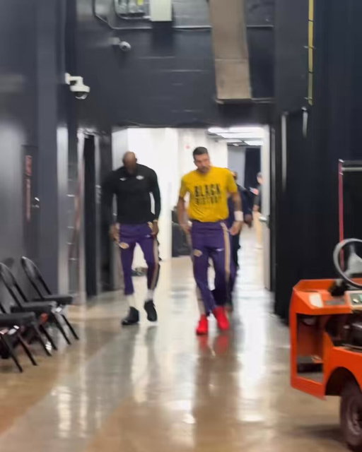 I still can’t believe this duo is real… 

(via benbliklen/TT) 