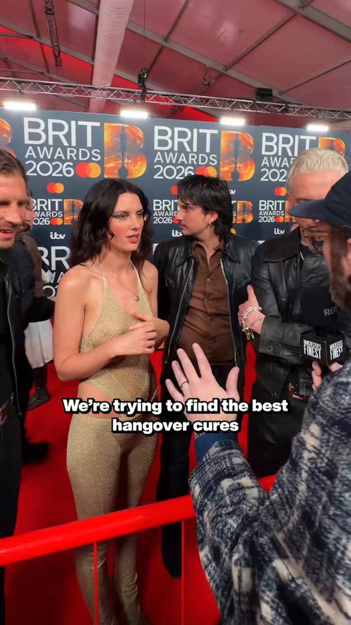 Some questionable hangover advice from the @BRITs red carpet. 