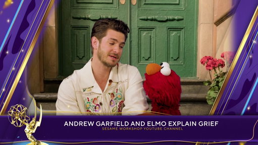 The #ChildrensEmmys Award for Outstanding Short Form Live Action Program goes to Andrew Garfield and Elmo Explain Grief (@YouTube). 