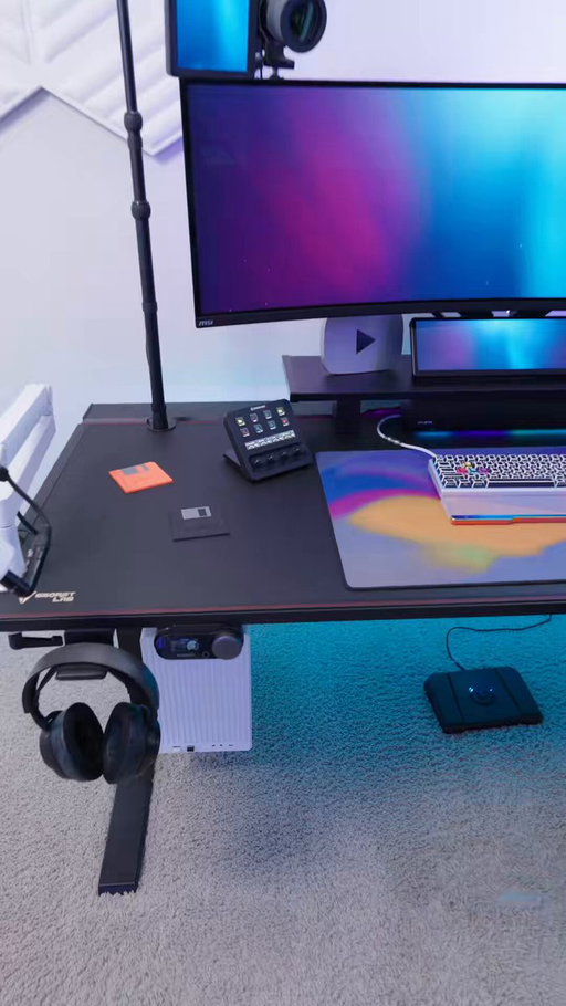 Elgato’s biggest Stream Deck ever 😳

Stream Deck + XL

#ElgatoPartner @elgato 