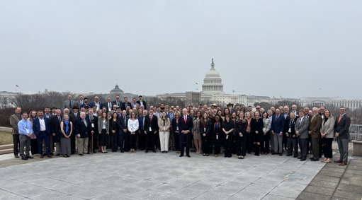 This week, 125+ DU volunteers, staff, & college students from across the country are in Washington, DC!

We’re meeting with policymakers, including senators, representatives, & Admin officials, to advocate for policies that support the conservation of wetlands & waterfowl habitat. #DuckPolicy

🦆🇺🇸