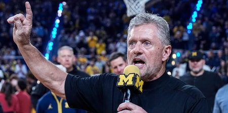 Michigan adds another top off-field staffer to personnel department. The Wolverines are hiring Skylar Phan who justed USC sign the nation's No. 1 class to the football front office, a source tells Rivals/On3. More here: https://t.co/KRtbeR3iZG 