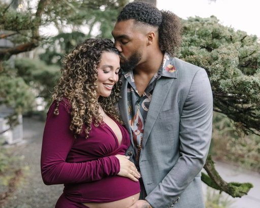 Baby Williams Coming Soon.

Shoutout to our chosen family for showing up. We’re so grateful for this village. 