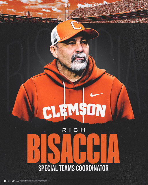 Bisaccia is back.

Welcome back to Clemson, Coach!

📰: https://t.co/bHiTIKBCkx 
