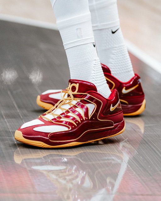 Kevin Durant 🤝 Washington Commanders Kicks 