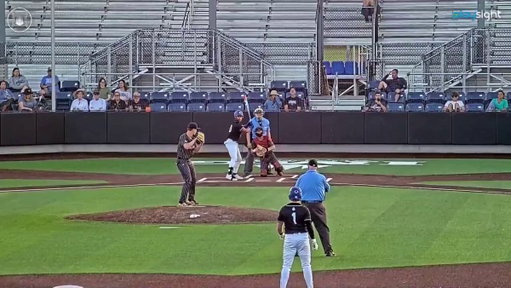 Kes Barrios for Royal delivered an ELECTRIC walk-off last night! Check it out! 