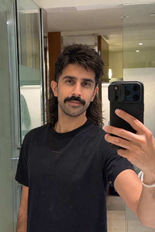 Arrived in Aus for my tour 🫡

Do I pass the vibe check? 😂 