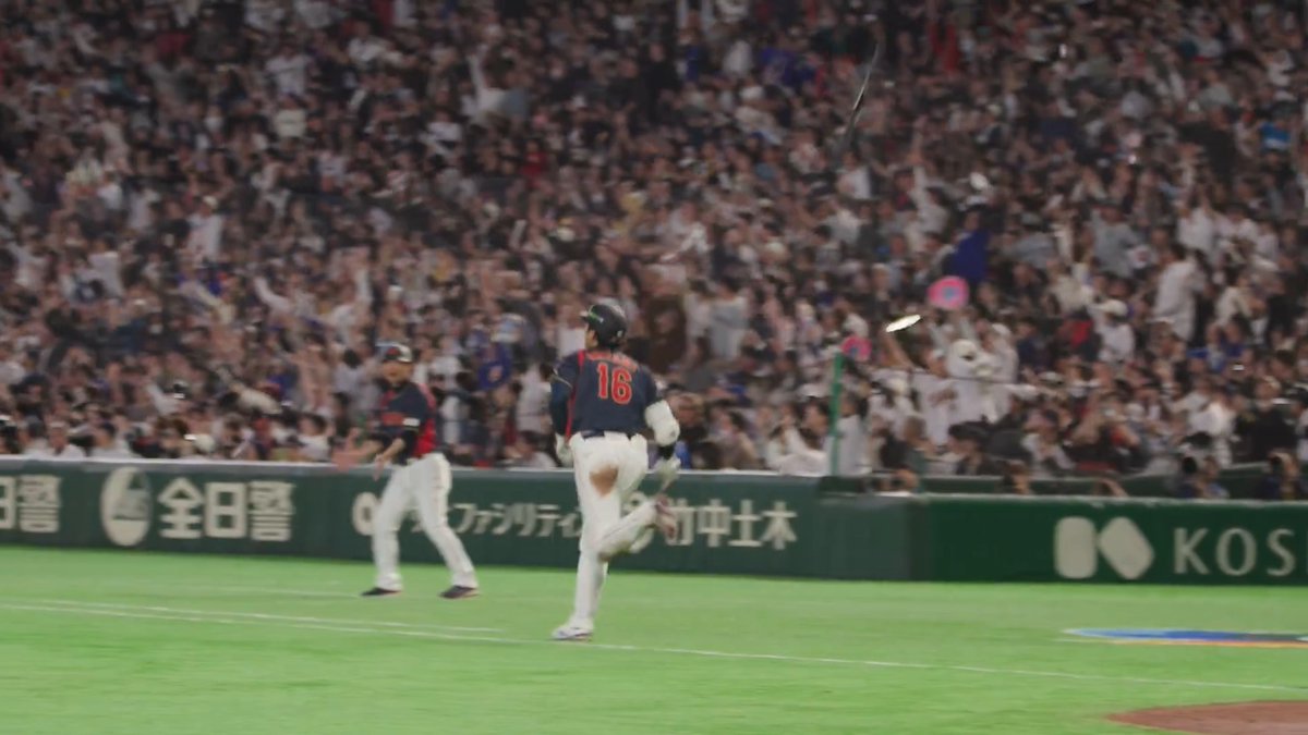 Bases loaded
Shohei Ohtani at the plate

What else did you expect? 🦄 