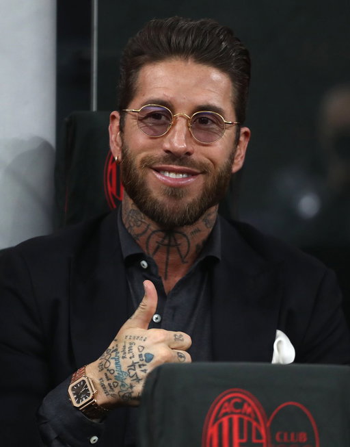 Hola, @SergioRamos 👍

#MilanInter 