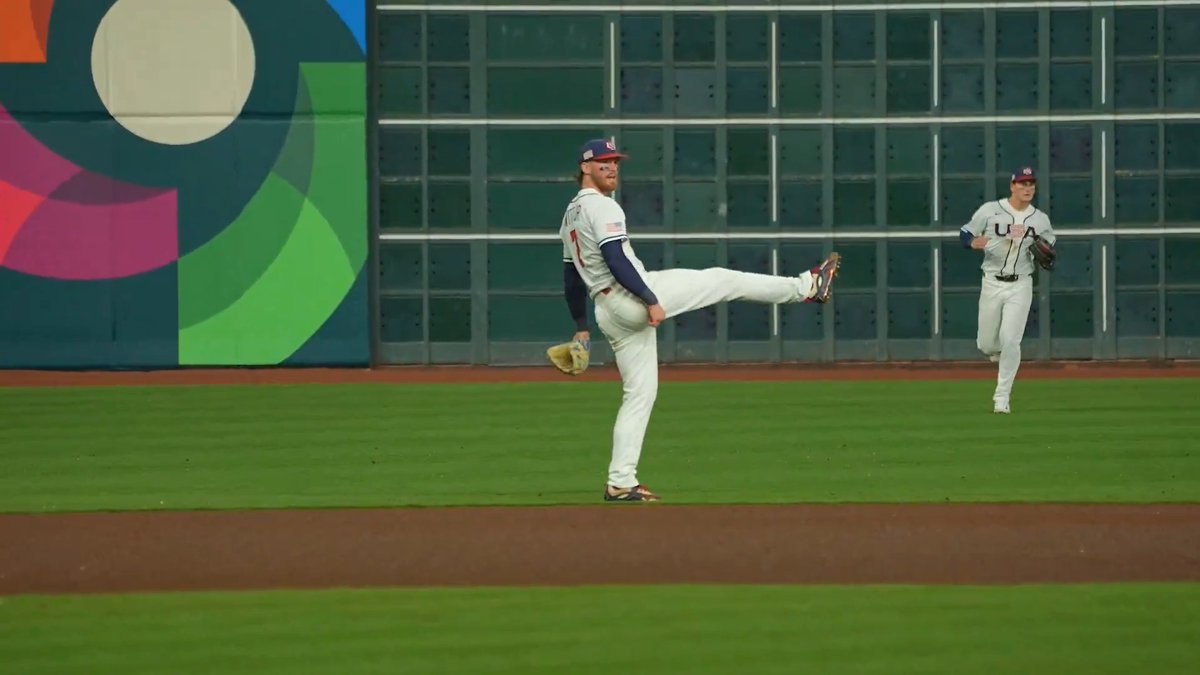 Bobby Witt Jr.: Icy 🥶 