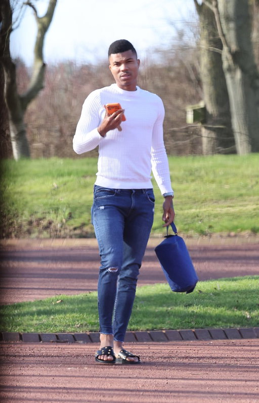 Reinildo has arrived at the Academy of Light NOT in shorts 🤯 