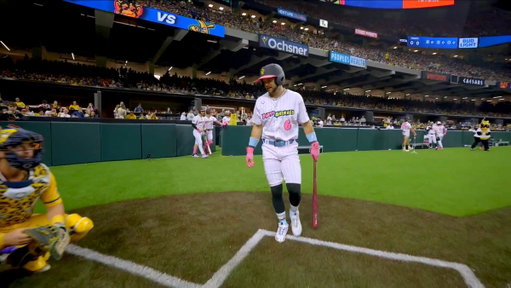 Savannah Bananas catcher denies handshake...didn't expect that as the outcome👀 